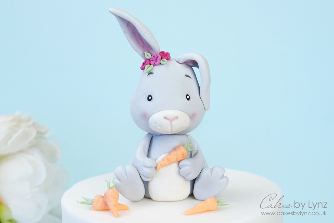 Cute Bunny Rabbit Cake Topper Tutorial